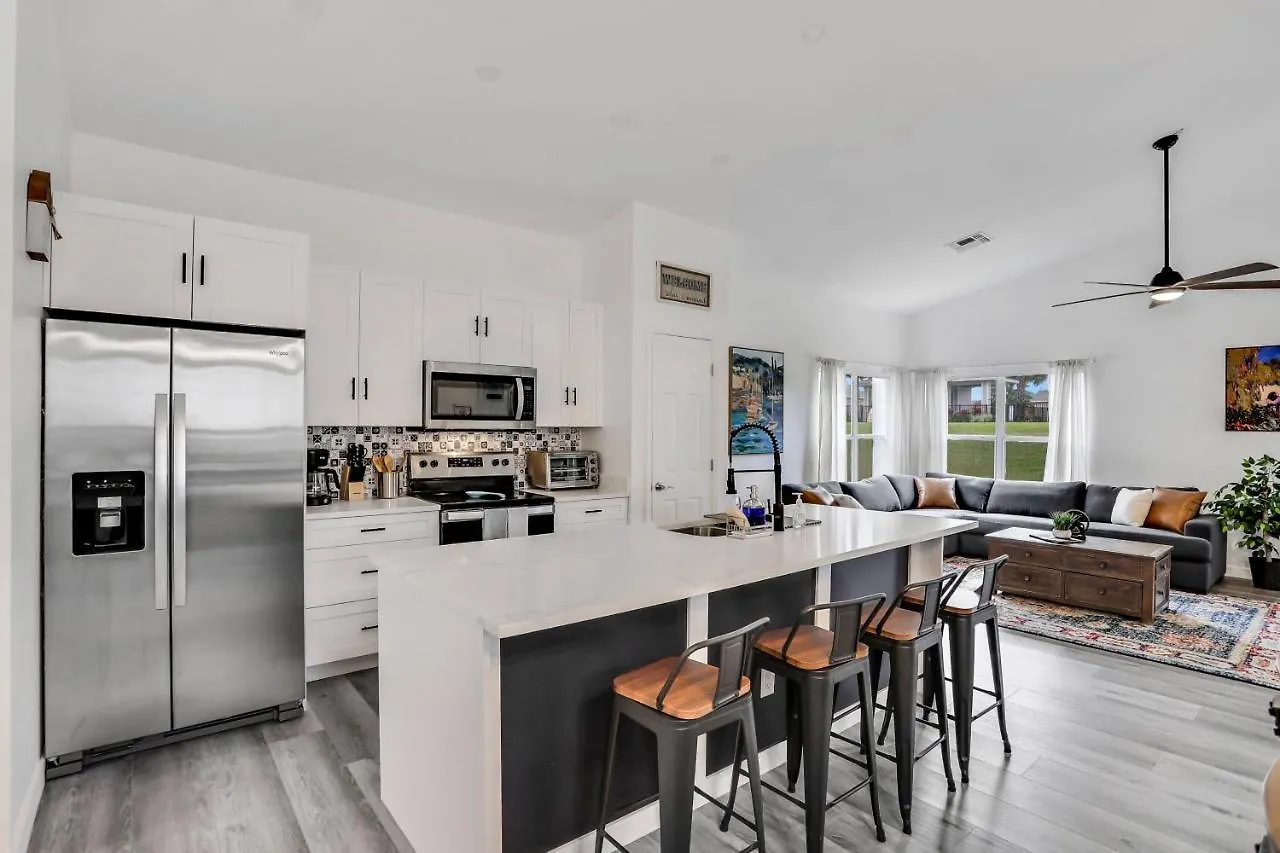 Wh485Wp - 4Bedrm | Private Pool | Newly Remodeled Villa Davenport